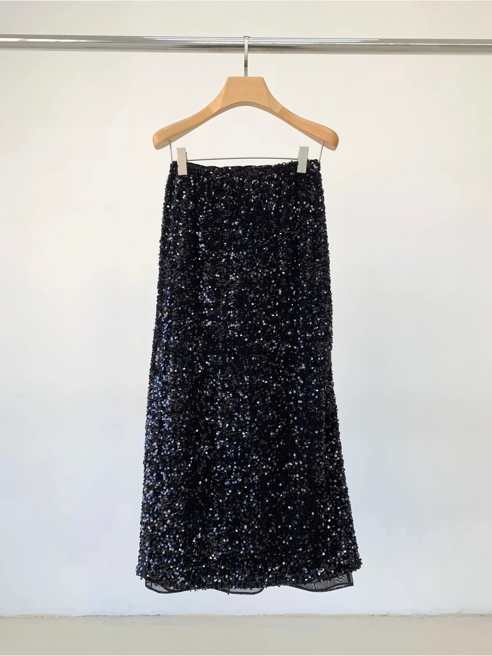 NWOT | VIKTORIA CHAN | Blair Sequin Midi Skirt | S